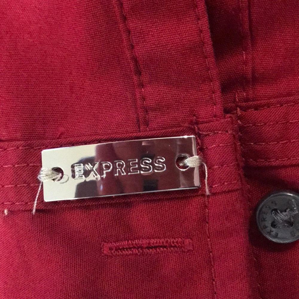 Express The Essential Shirt - Picture 3 of 3